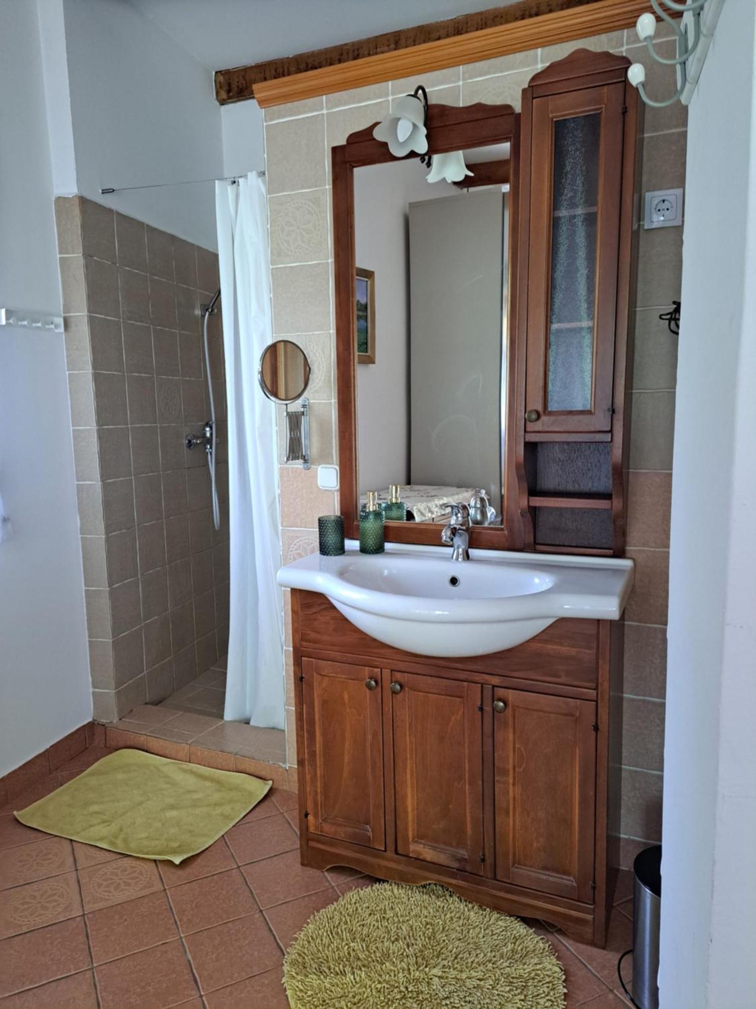 Mediterran Apartman Pécs Eksteriør billede